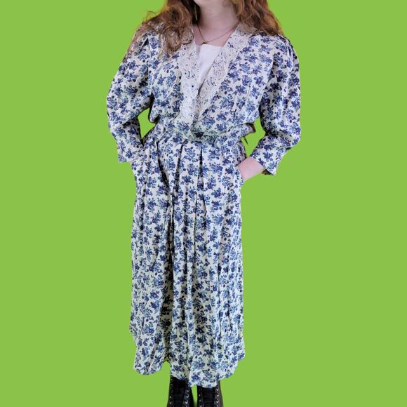Vintage 80s Blue White Floral Midi Dress, Shoulder Pads Lace Pockets, 14W - Picture 2 of 7